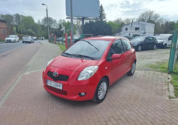 toyota zachodniopomorskie Toyota Yaris cena 11900 przebieg: 164000, rok produkcji 2008 z Działoszyce